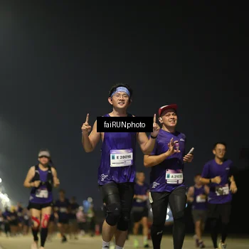 Runner Photo 7342393