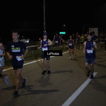 Runner Photo 7342396