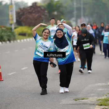 Runner Photo 7342409