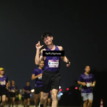 Runner Photo 7342468