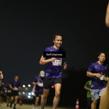 Runner Photo 7342477
