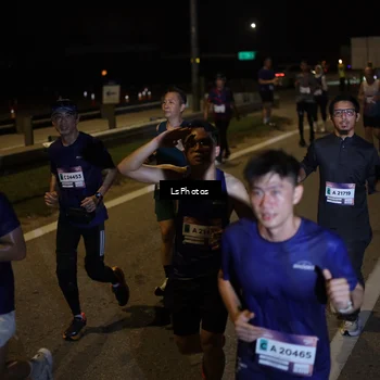 Runner Photo 7342486