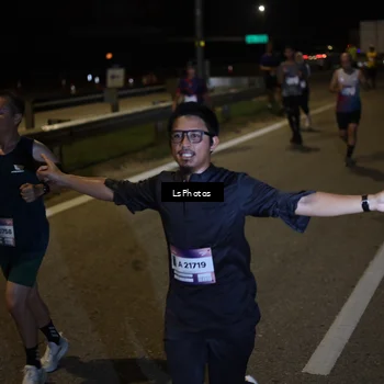 Runner Photo 7342491