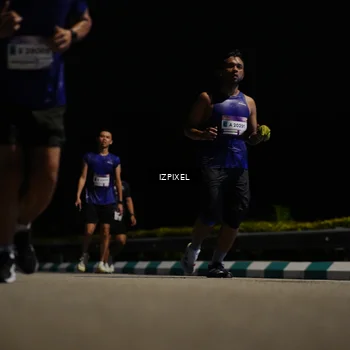 Runner Photo 7342543