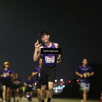 Runner Photo 7342544