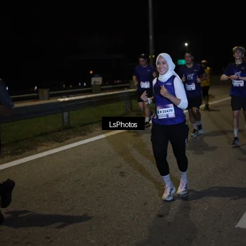 Runner Photo 7342545
