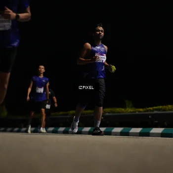 Runner Photo 7342553