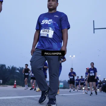 Runner Photo 7342557