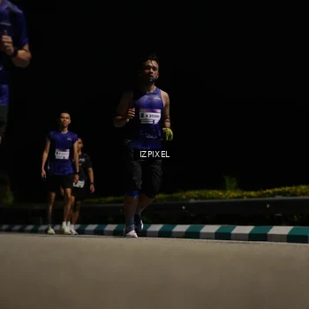 Runner Photo 7342564