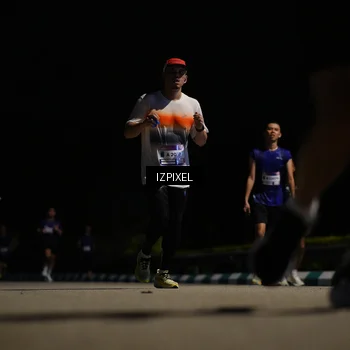Runner Photo 7342584