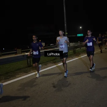 Runner Photo 7342594