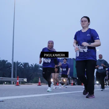Runner Photo 7342624