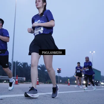Runner Photo 7342635