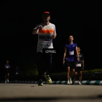 Runner Photo 7342638