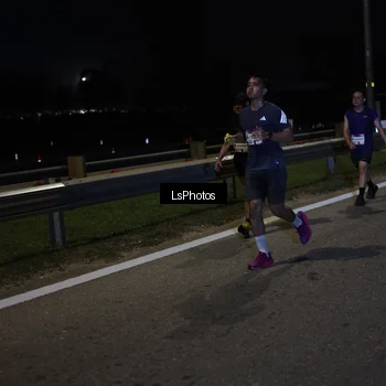 Runner Photo 7342653