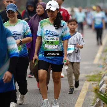 Runner Photo 7342658