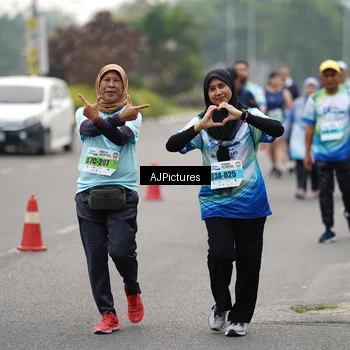 Runner Photo 7342678