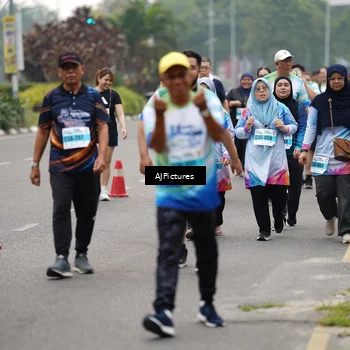 Runner Photo 7342679