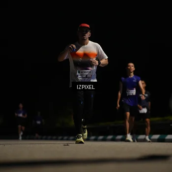 Runner Photo 7342683