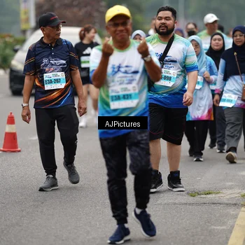 Runner Photo 7342690