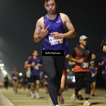 Runner Photo 7342692