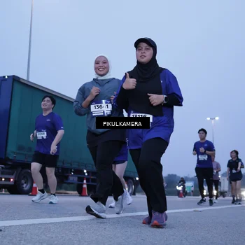 Runner Photo 7342694