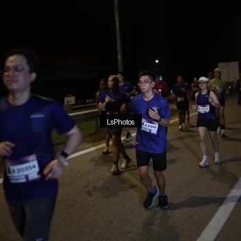 Runner Photo 7342703