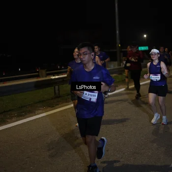 Runner Photo 7342709