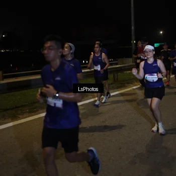 Runner Photo 7342716