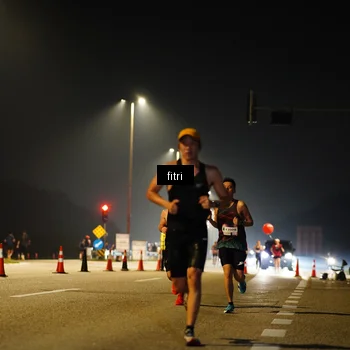 Runner Photo 7342732