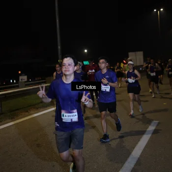 Runner Photo 7342735