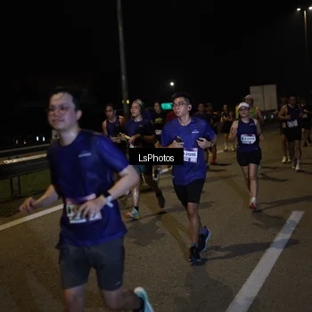 Runner Photo 7342736