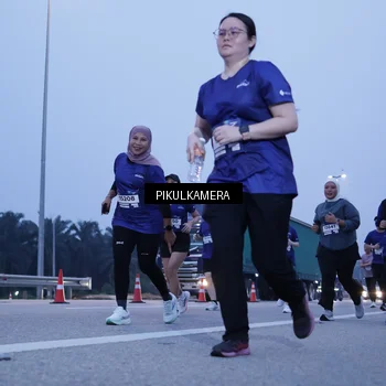 Runner Photo 7342742