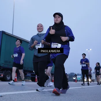 Runner Photo 7342761