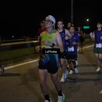Runner Photo 7342769