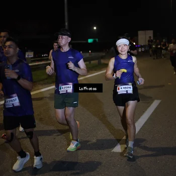 Runner Photo 7342773