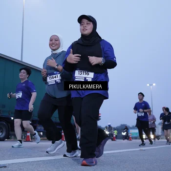 Runner Photo 7342808