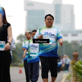 Runner Photo 7342813
