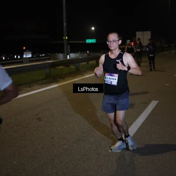 Runner Photo 7342827