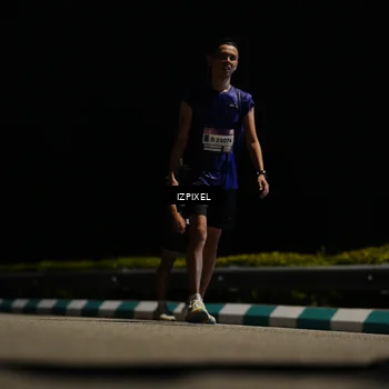 Runner Photo 7342833