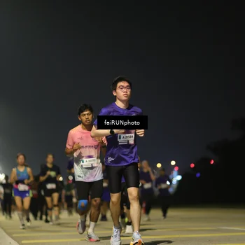 Runner Photo 7342843