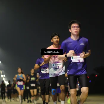 Runner Photo 7342851