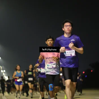 Runner Photo 7342872