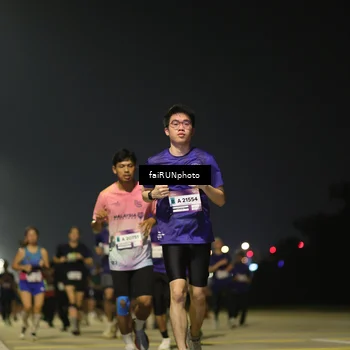 Runner Photo 7342887