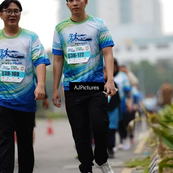 Runner Photo 7342900