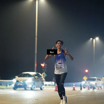Runner Photo 7342919