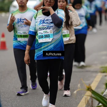 Runner Photo 7342921