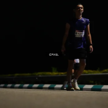Runner Photo 7342931