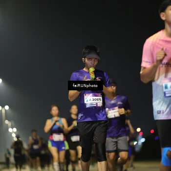 Runner Photo 7342934