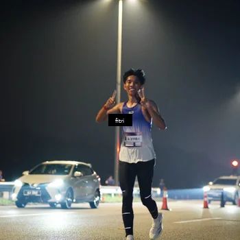 Runner Photo 7342941